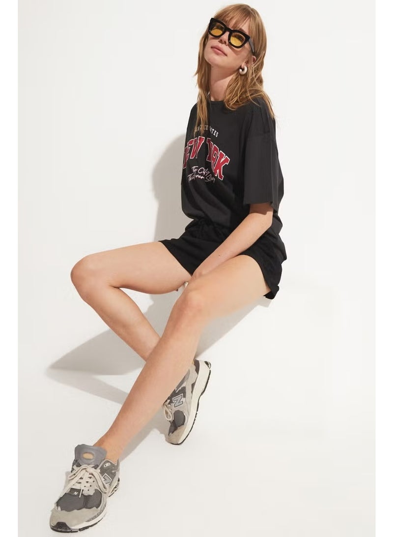 JUNE Women's Printed T-Shirt - Image 1